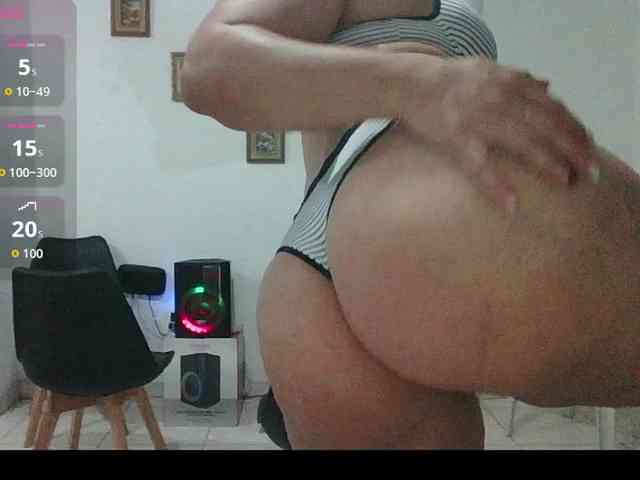 Hotmommyxxx