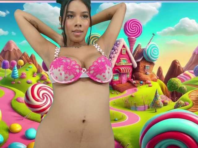 CandyLips4 live cam on BongaCams