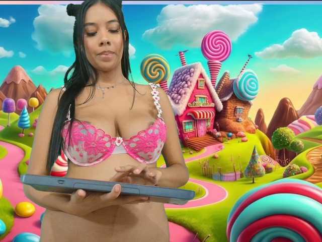 CandyLips4 live cam on BongaCams