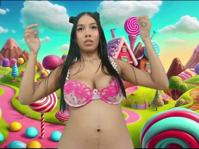CandyLips4 live cam on BongaCams