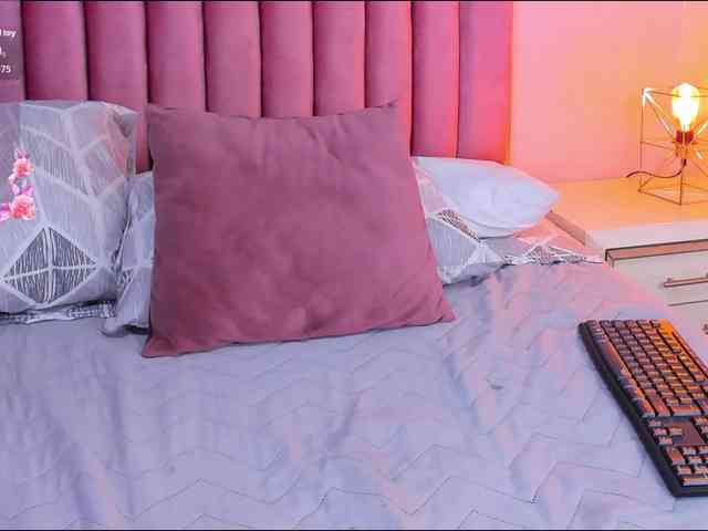 CandyLips4 webcam