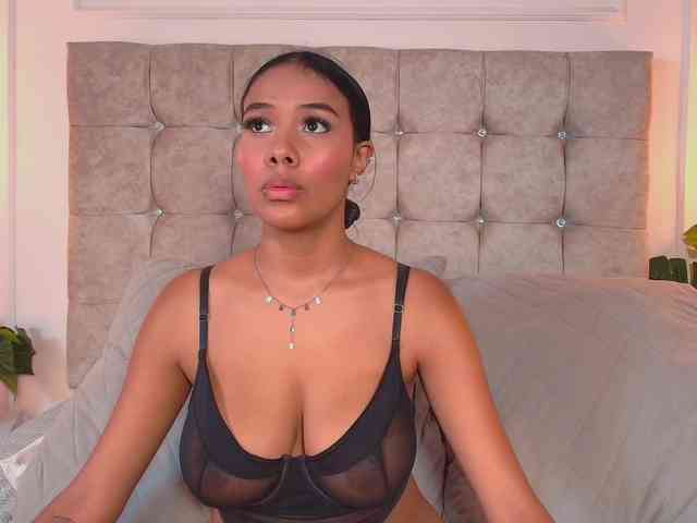 CandyLips4 webcam