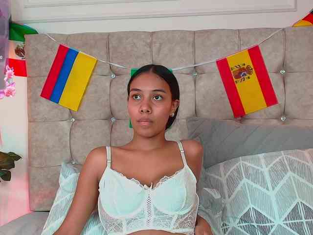 CandyLips4 webcam