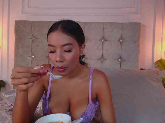 CandyLips4 webcam