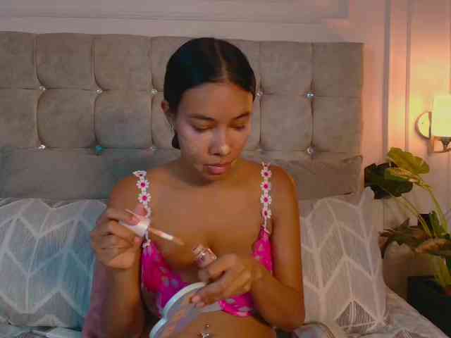 CandyLips4 webcam