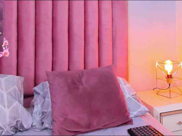 CandyLips4 webcam