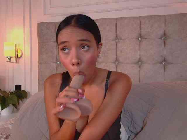 CandyLips4 webcam