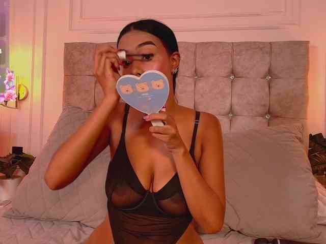 CandyLips4 webcam