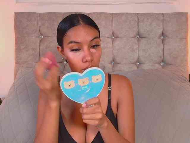 CandyLips4 webcam