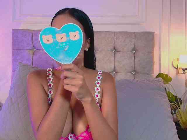 CandyLips4 webcam