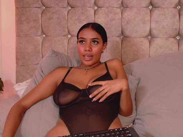 CandyLips4 webcam