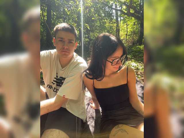 LeoCouple