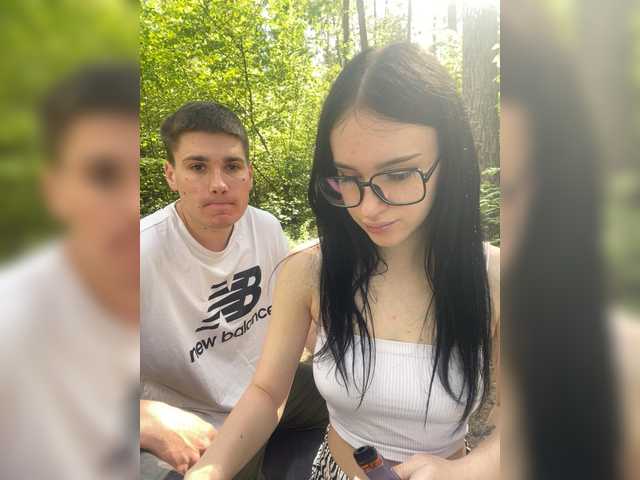 LeoCouple