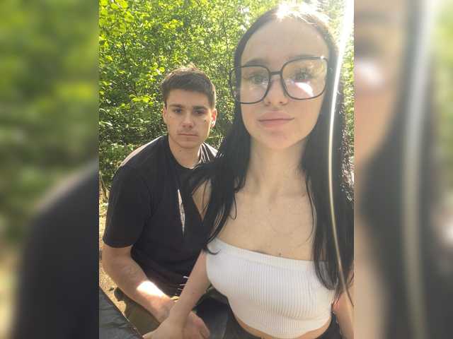 LeoCouple