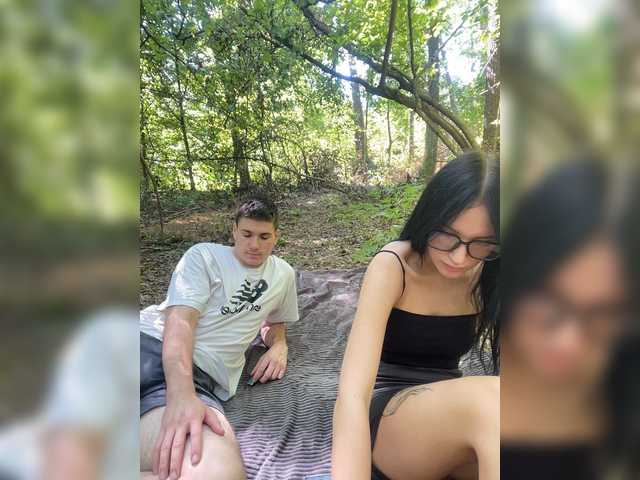 LeoCouple