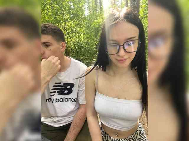 LeoCouple