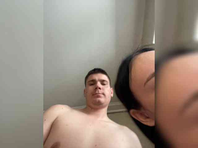 LeoCouple
