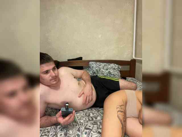 leocouple webcam