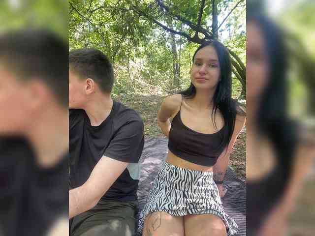 LeoCouple