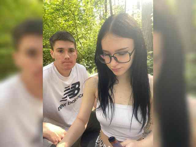 LeoCouple