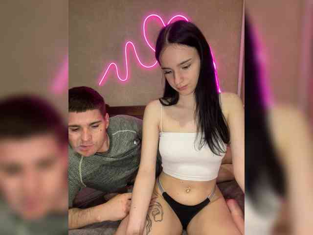 Acest model este live acum. the-secret-room1