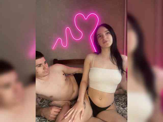 LeoCouple