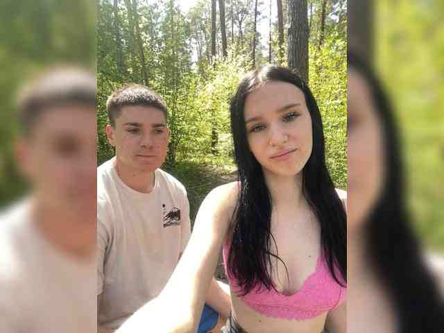LeoCouple