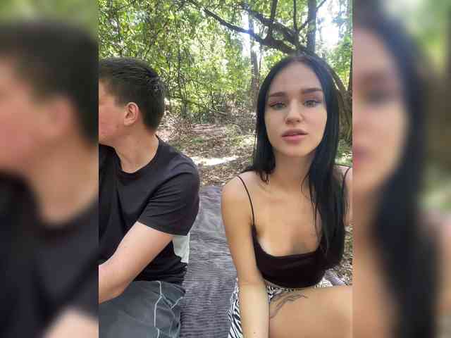 LeoCouple