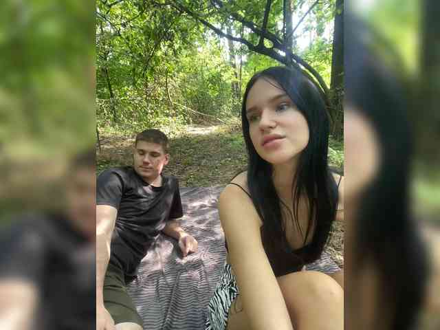 LeoCouple