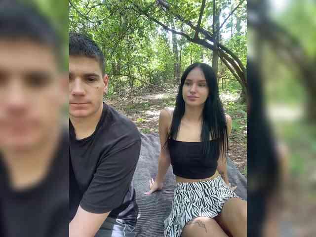 LeoCouple