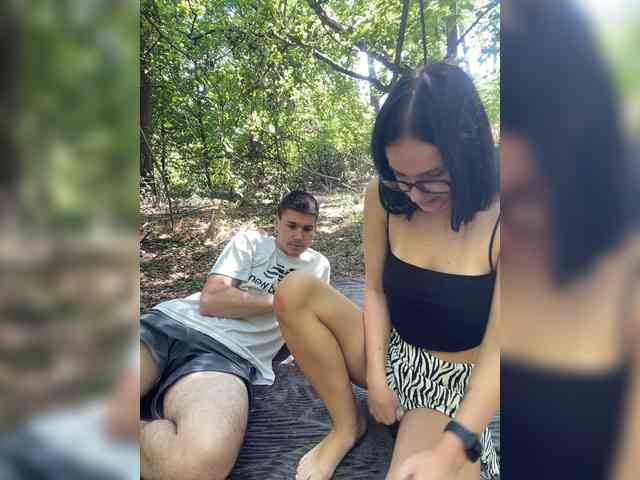 LeoCouple