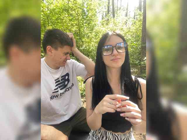 LeoCouple