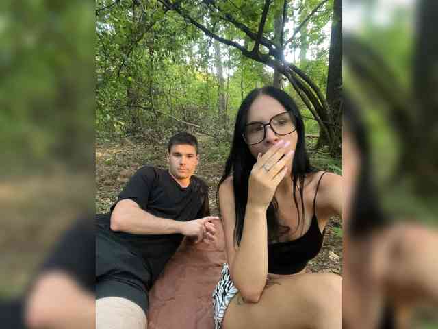Модель: leocouple