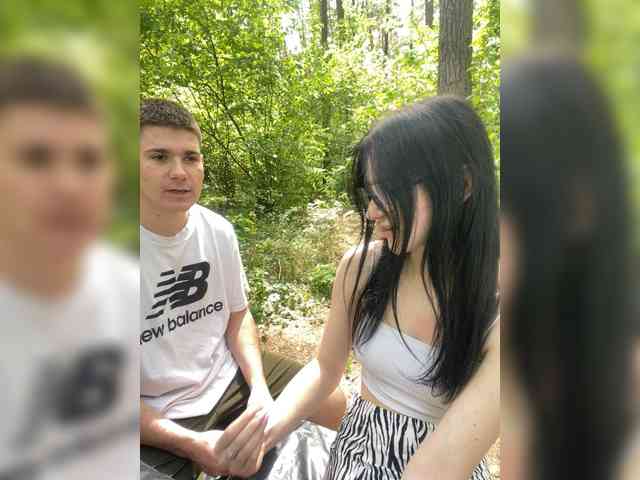 LeoCouple