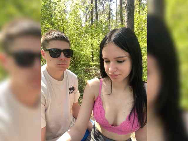 leocouple webcam