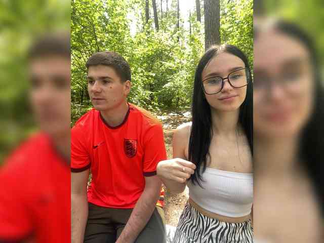 leocouple webcam