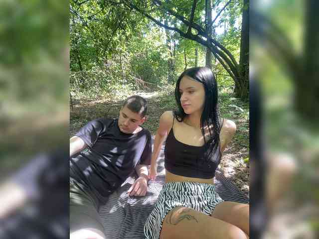 LeoCouple