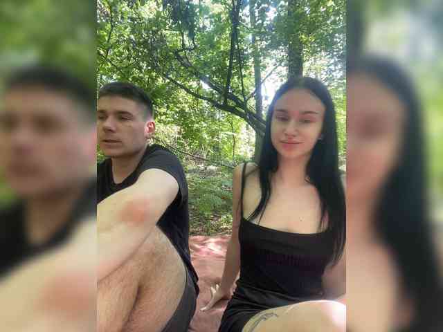 leocouple webcam