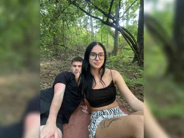 Модель: leocouple
