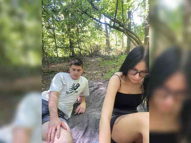 Модель: leocouple
