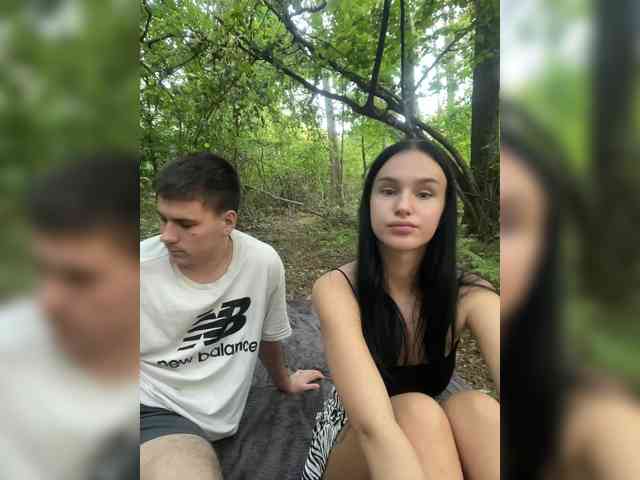 LeoCouple