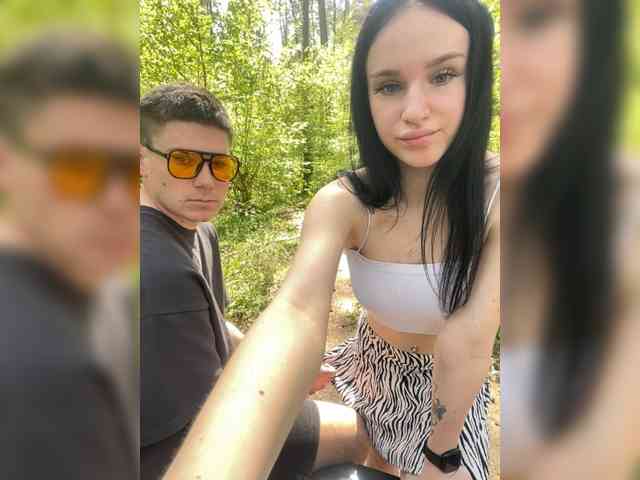 leocouple webcam