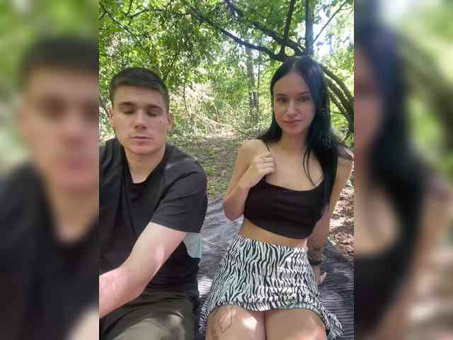 LeoCouple