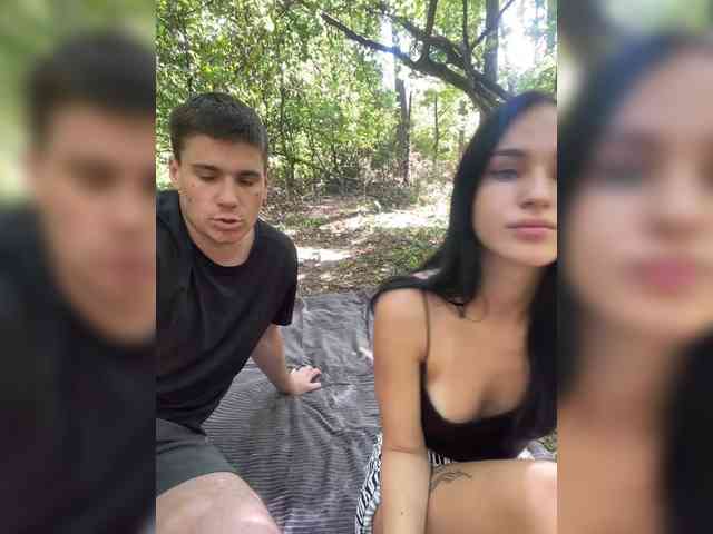 LeoCouple