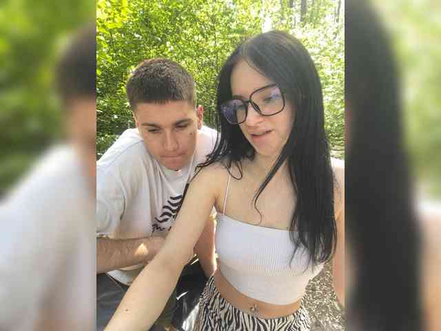 LeoCouple
