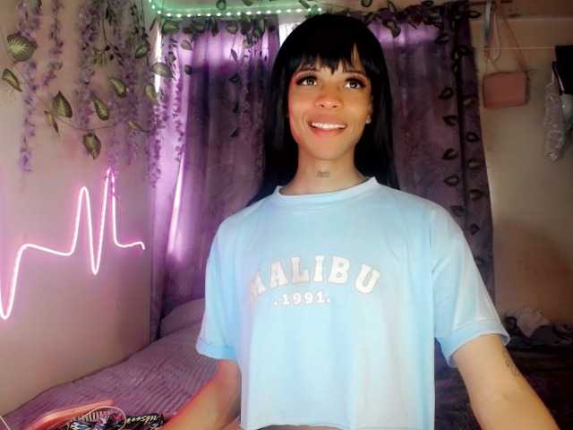 DahliaGill live webcam show