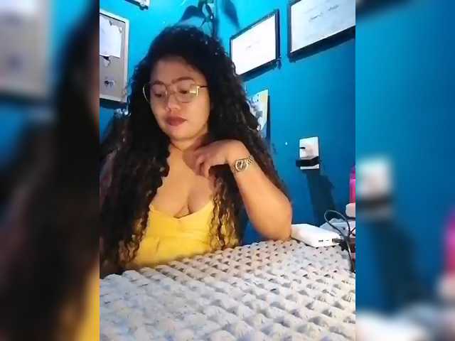CesszZ live cam on BongaCams