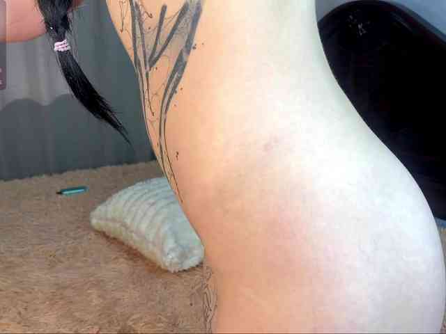 EliciaKalka webcam