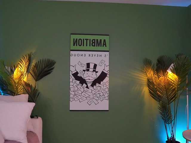 MistyReeds live cam on BongaCams