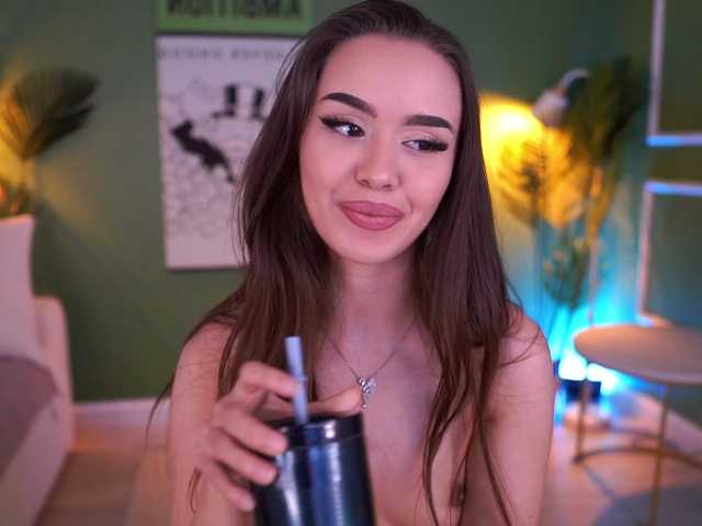 MistyReeds live cam on BongaCams